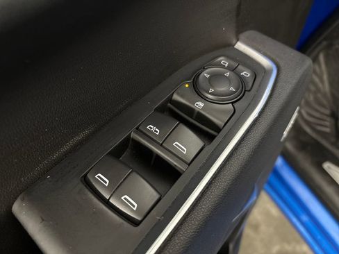Used 2025 Chevrolet Silverado 1500 LT Trail Boss w/ Convenience Package II AWD/4WD image 15
