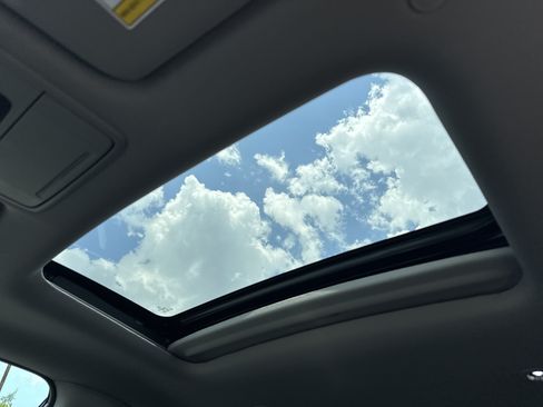 Certified 2025 Acura ADX FWD image 36