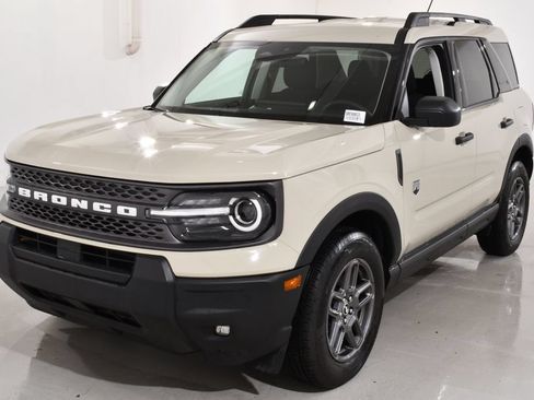 Used 2025 Ford Bronco Sport Big Bend w/ Convenience Package AWD/4WD image 2