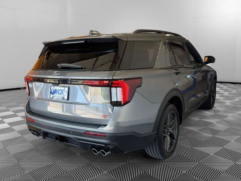 Used 2026 Ford Explorer ST AWD/4WD image 5