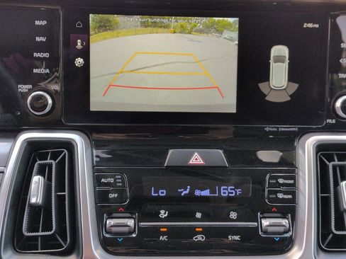 Used 2023 Kia Sorento S w/ Panoramic Sunroof Package FWD image 24