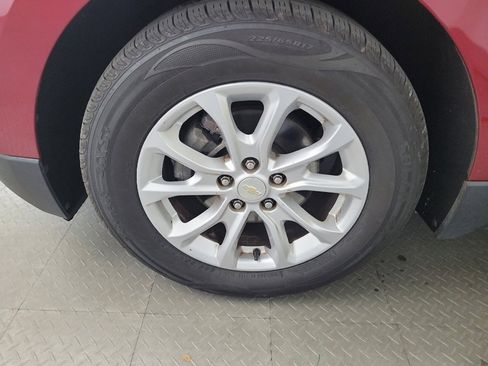 Used 2021 Chevrolet Equinox LT image 31