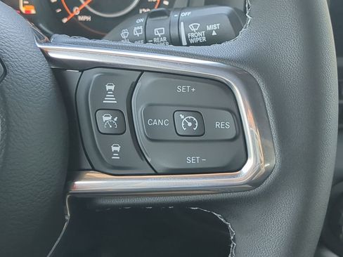 New 2026 Jeep Wrangler Unlimited Sahara AWD/4WD image 24