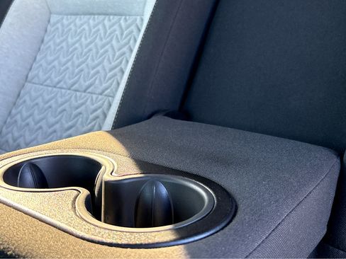 Used 2022 Chevrolet Equinox LT image 21