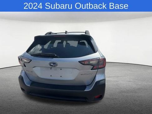 Used 2024 Subaru Outback AWD/4WD image 8