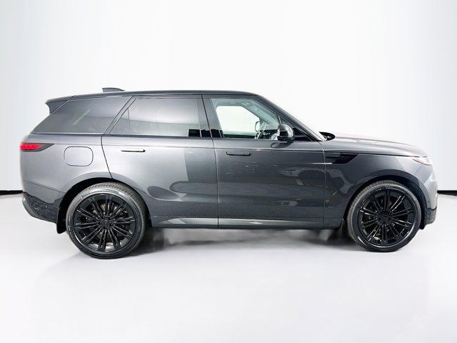 New 2026 Land Rover Range Rover Sport Dynamic SE AWD/4WD image 4