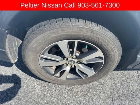 Used 2018 Toyota RAV4 XLE w/ Plus Extra Value Package FWD image 15
