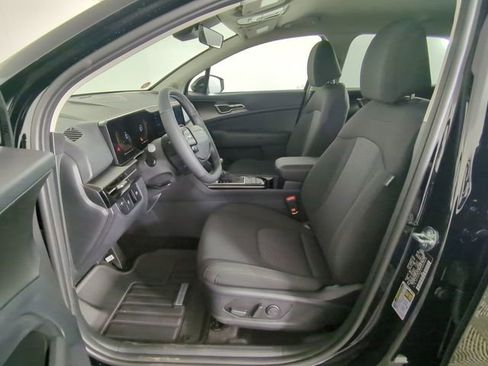 New 2026 Kia Sportage LX image 19