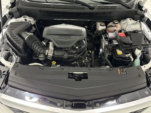 Used 2024 Cadillac XT6 Premium Luxury image 31