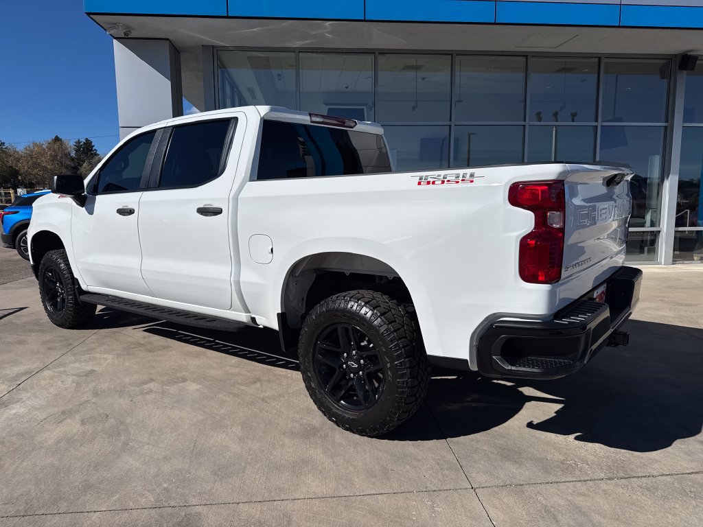 Used 2023 Chevrolet Silverado 1500 Custom Trail Boss AWD/4WD image 3