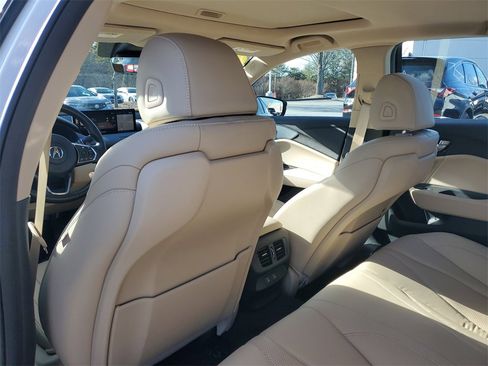 Certified 2025 Acura TLX w/ Technology Package image 10