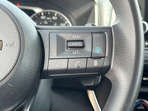 Certified 2024 Nissan Rogue SV FWD image 30