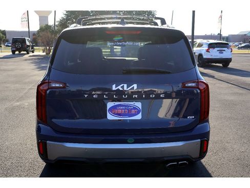 Used 2025 Kia Telluride S AWD/4WD image 14