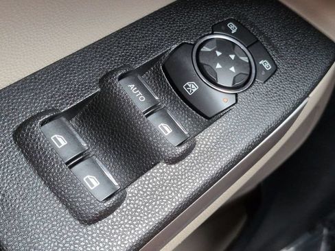 Certified 2021 Ford EcoSport S FWD image 22