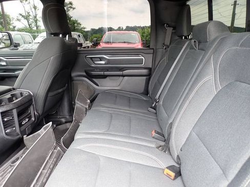 Used 2019 RAM 1500 Big Horn AWD/4WD image 12