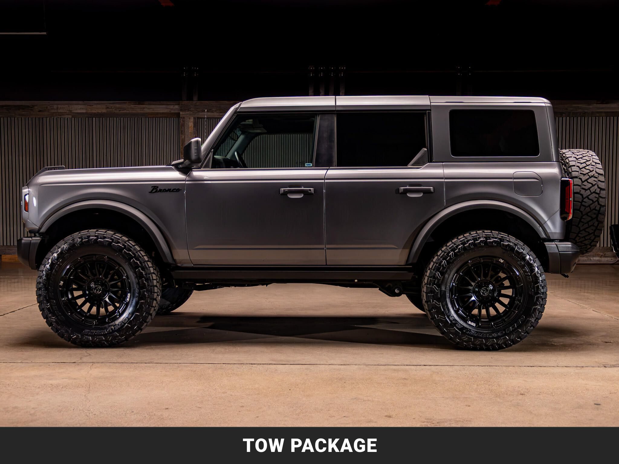 Used 2025 Ford Bronco Badlands AWD/4WD image 6