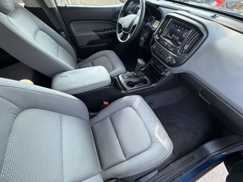 Used 2020 Chevrolet Colorado W/T w/ WT Convenience Package image 14