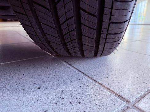 Certified 2023 Lexus ES 350 w/ Premium Package image 16