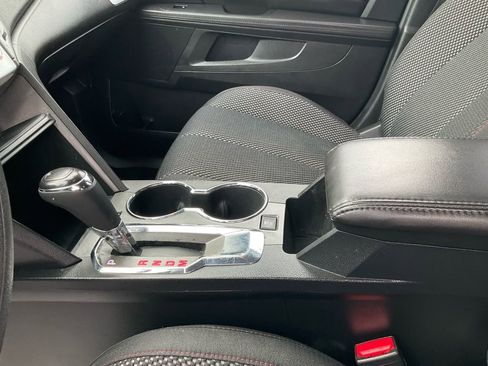 Used 2017 GMC Terrain SLE image 9