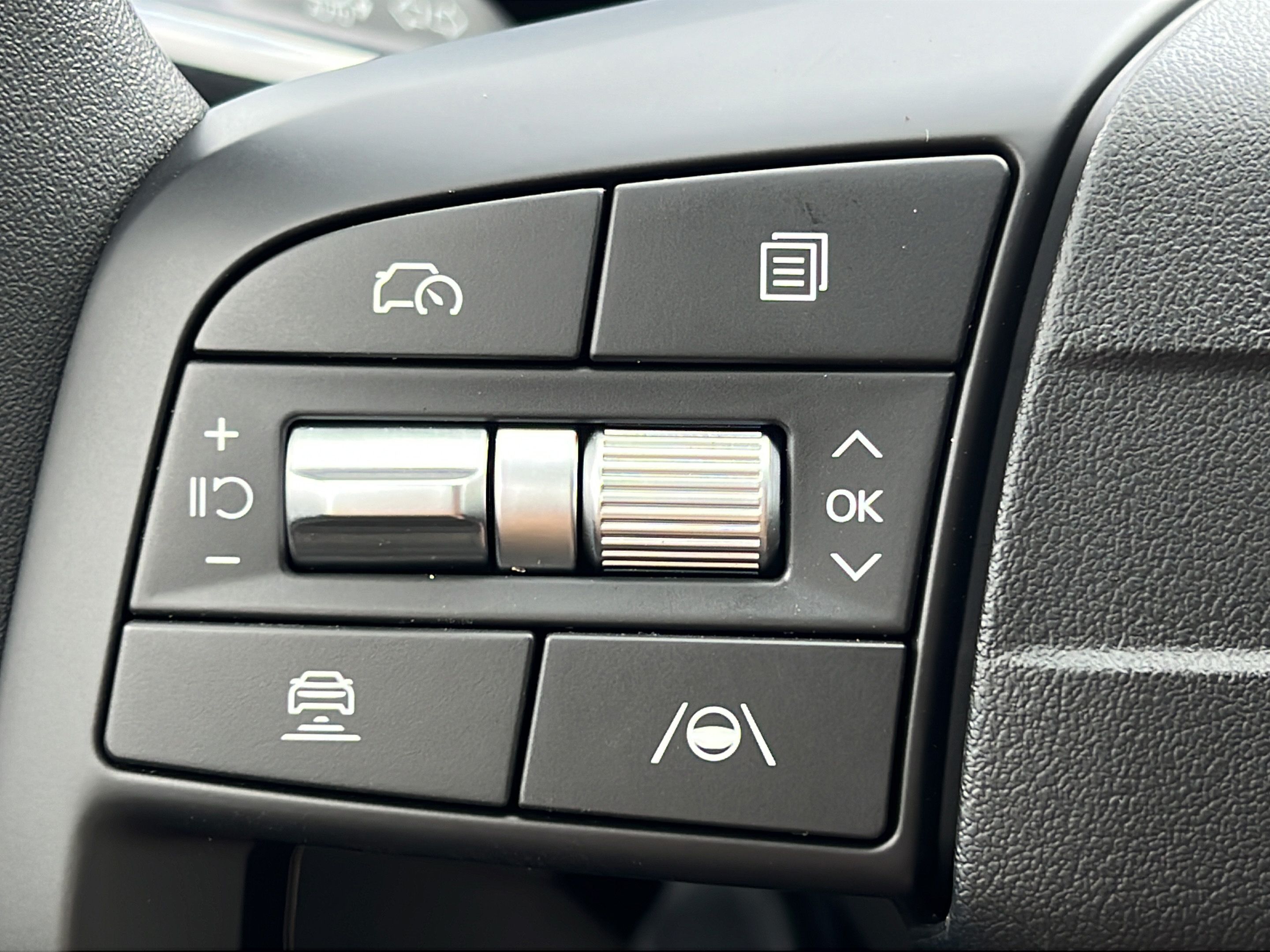New 2026 Kia K4 FWD image 17