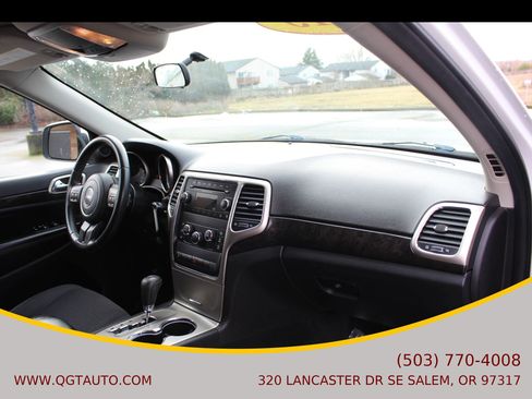 Used 2013 Jeep Grand Cherokee Laredo AWD/4WD image 21