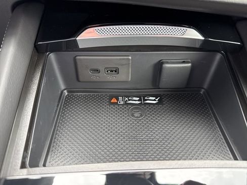 New 2026 Buick Envision Sport Touring AWD/4WD image 38