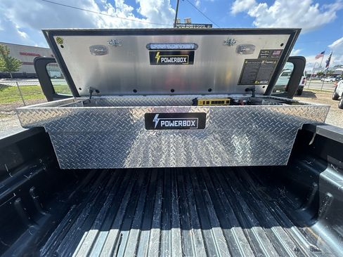 Used 2017 Chevrolet Silverado 2500 W/T AWD/4WD image 13