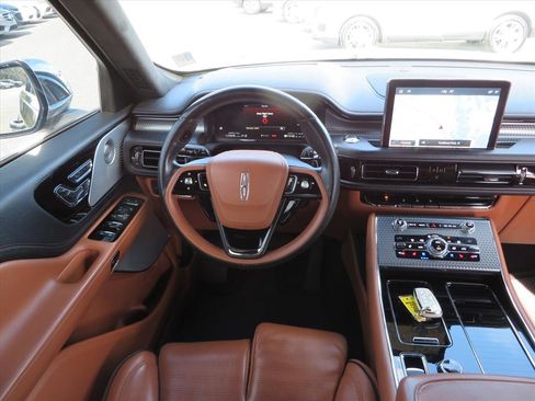 Used 2020 Lincoln Aviator Black Label image 12
