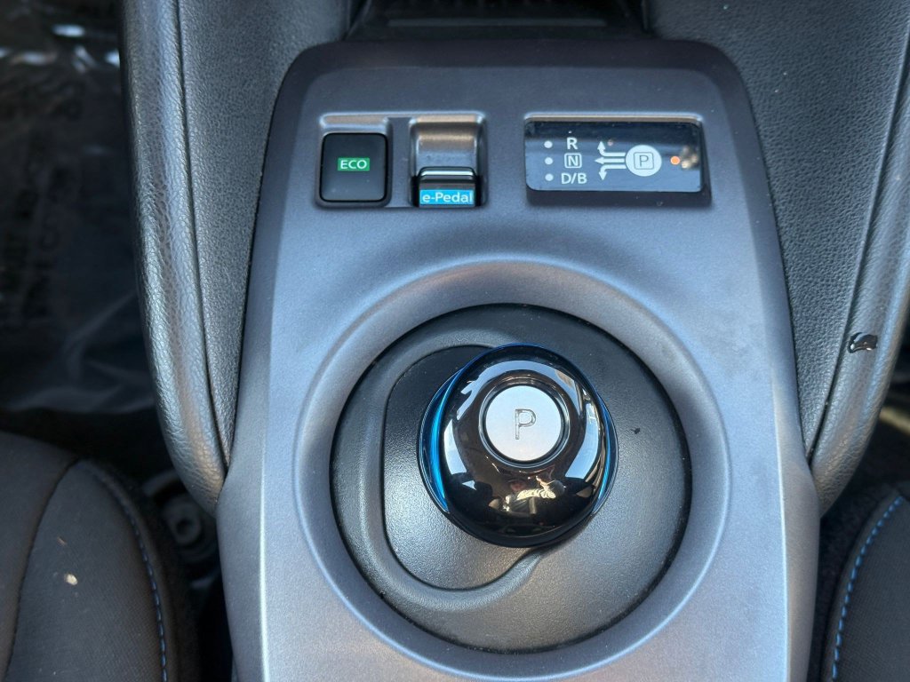 Used 2022 Nissan Leaf S FWD image 26