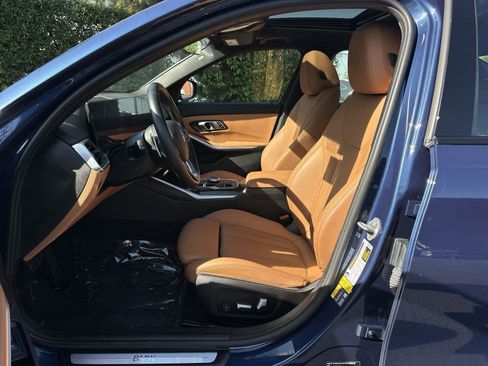 Used 2023 BMW 330e xDrive w/ Convenience Package image 11