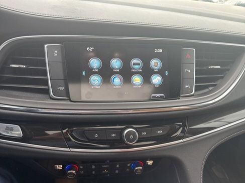 Used 2018 Buick Enclave Premium w/ Experience Buick Package image 10