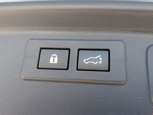 Used 2022 Subaru Forester Limited image 14