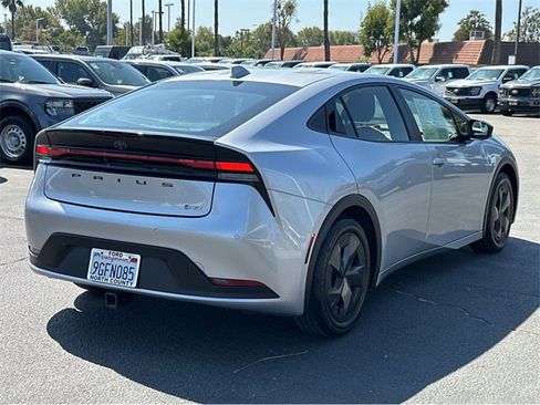 Used 2023 Toyota Prius LE image 7