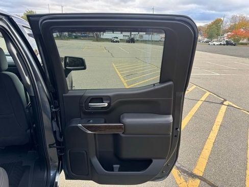 Used 2021 GMC Sierra 1500 SLE w/ Snow Plow Prep Package AWD/4WD image 14