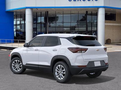 New 2026 Chevrolet TrailBlazer LS w/ LS Convenience Package FWD image 3