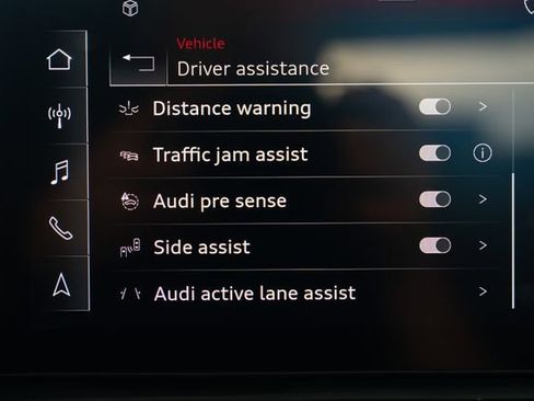Certified 2024 Audi Q5 2.0T Premium Plus w/ Premium Plus Package AWD/4WD image 19