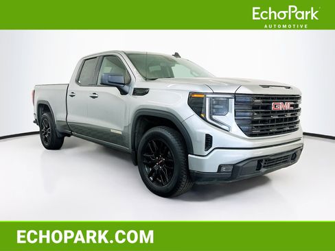 Used 2023 GMC Sierra 1500 Elevation image 1