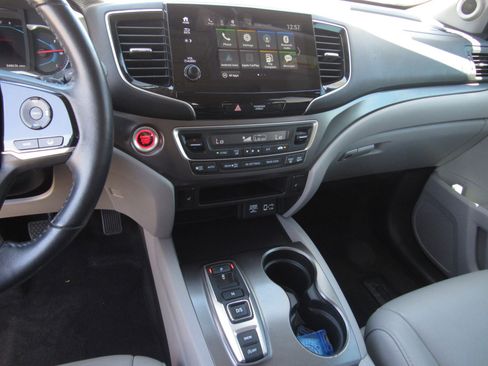 Used 2022 Honda Pilot EX-L image 19