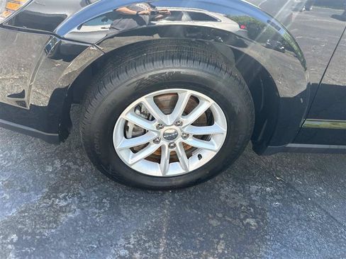 Used 2017 Dodge Journey SE FWD image 6