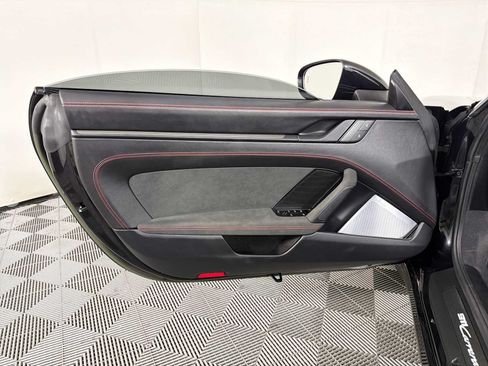 Used 2022 Porsche 911 Carrera GTS RWD image 10