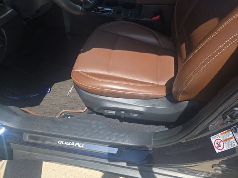 Used 2018 Subaru Outback 3.6R Touring AWD/4WD image 9
