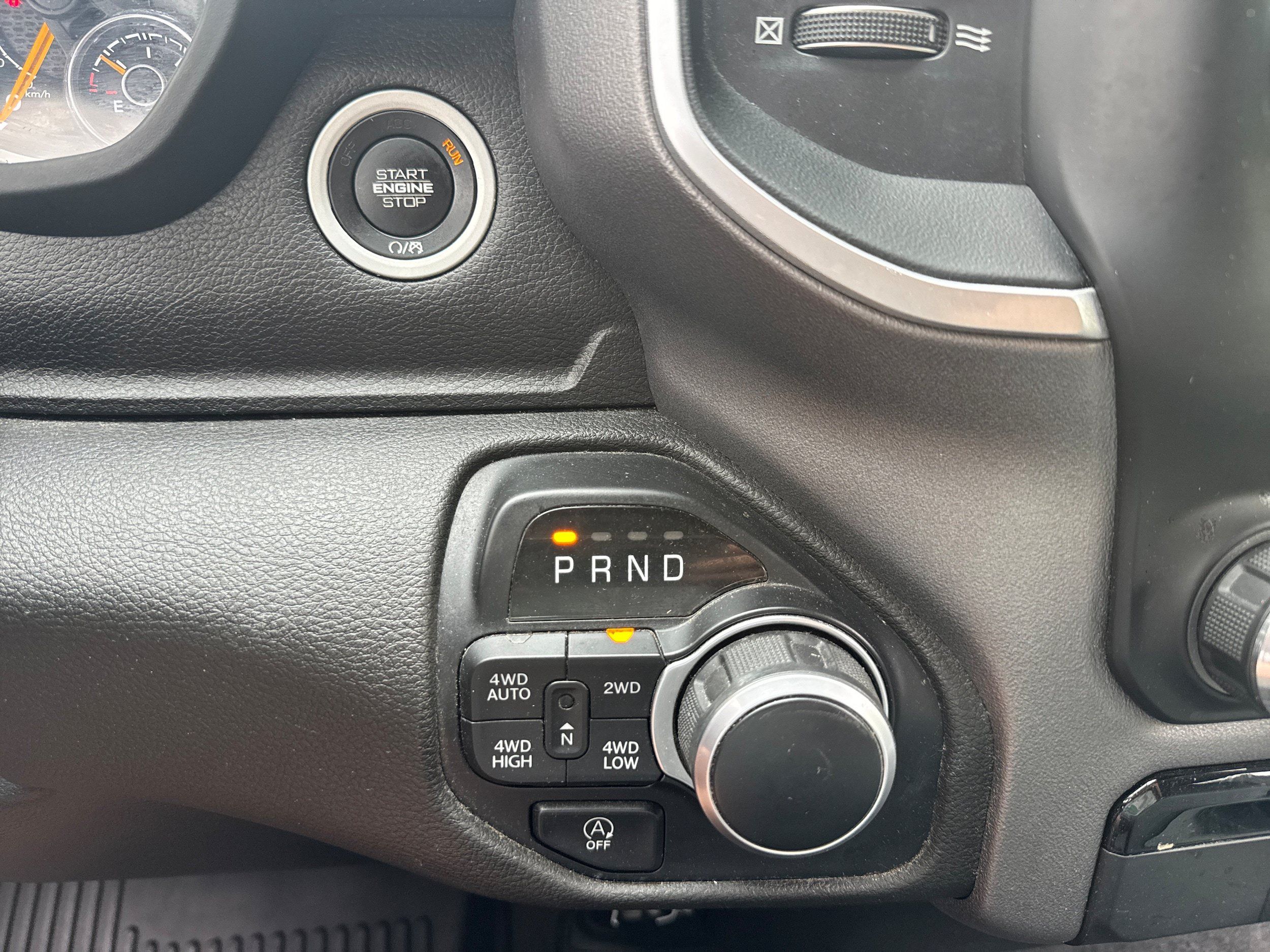 Used 2020 RAM 1500 Big Horn AWD/4WD image 17