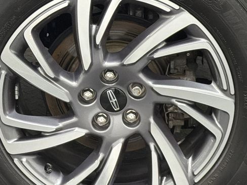 Used 2023 Lincoln Corsair FWD w/ Equipment Group 101A image 5