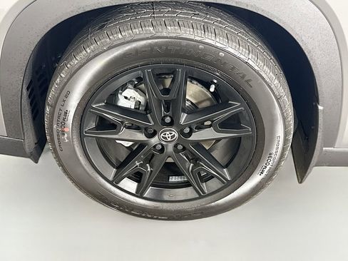 Certified 2026 Toyota Grand Highlander FWD image 22