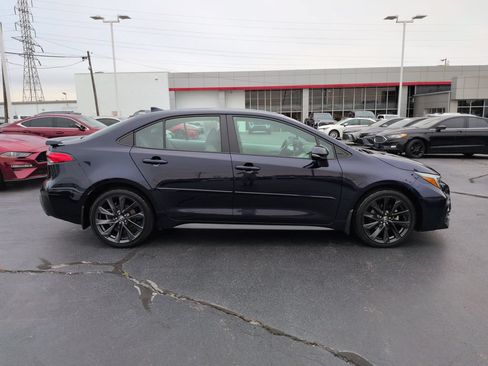 Used 2023 Toyota Corolla SE FWD image 6