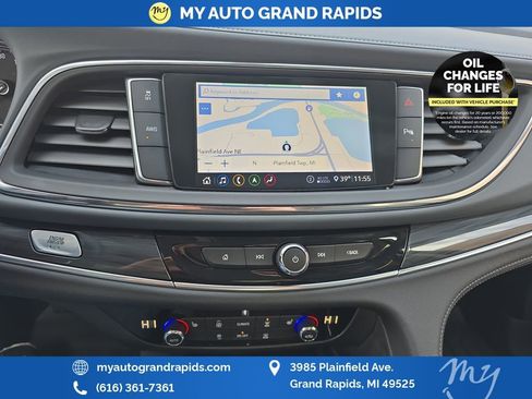 Used 2021 Buick Enclave Essence w/ Sound and Sites Package image 20