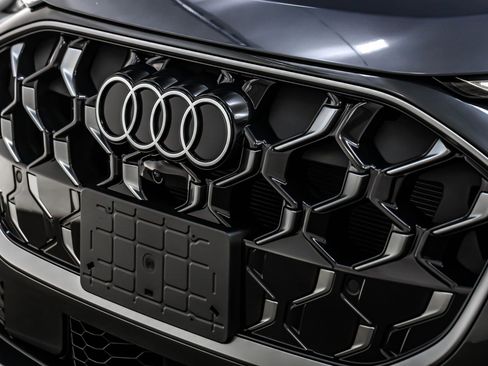 New 2025 Audi Q5 Premium Plus image 13