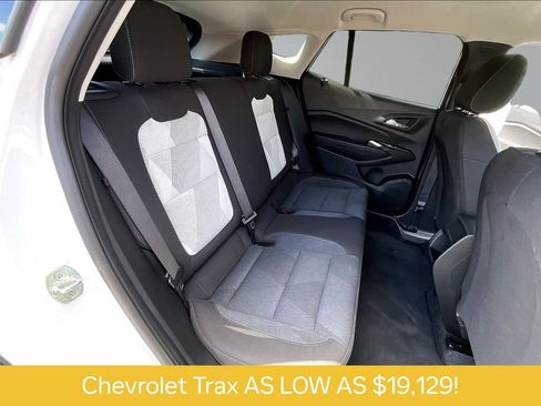 Used 2024 Chevrolet Trax LS w/ LS Convenience Package FWD image 26