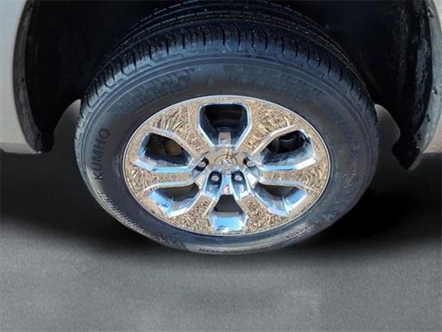 Used 2021 RAM 1500 Laramie w/ Sport Appearance Package image 7