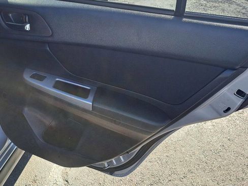 Used 2014 Subaru Crosstrek 2.0i Premium image 22